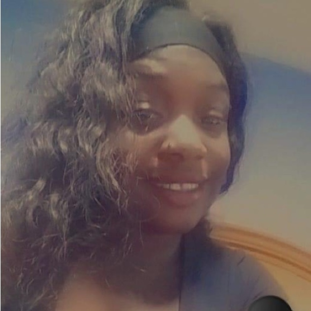 Meet your Posher, Tiffany